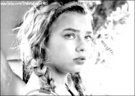 wrj9hi9oyzh4yohh - poze 2010 indiana evans