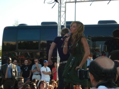 2eeehya - Ashley Tisdale