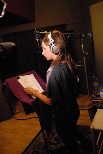 4g1cvb - Ashley Tisdale