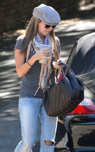 4tqdfo - Ashley Tisdale