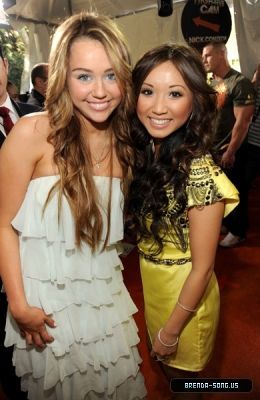 azlg3ogpqbibbqbo - poze 2010 brenda song