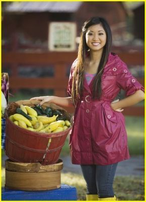 6g2c97nska05652k - poze 2010 brenda song