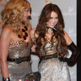 poze2_bestmusic1 - album pentru roxyvirsta