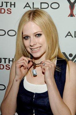 Avril-Lavigne-1222518542