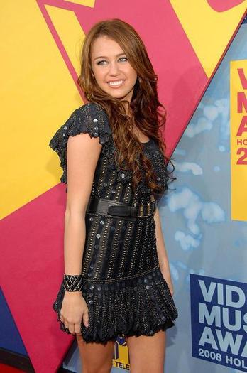 Miley_Cyrus_1241615747_1 - miley