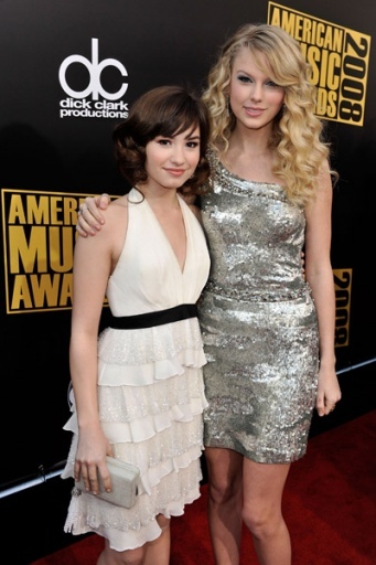 normal_56247863ahmso111242008120724AM - Tot ce se poate despre Demi Lovato