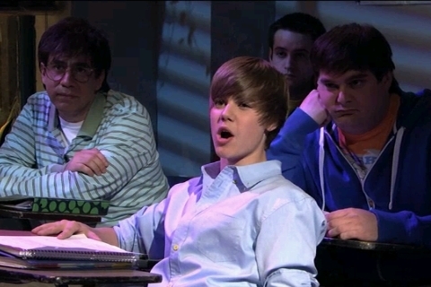 Bieber-On-SNL-4-10-10-justin-bieber-11463654-480-320 - 0_0 Justin on SNL 0_0