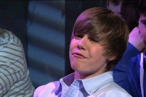 Bieber-On-SNL-4-10-10-justin-bieber-11463742-480-320 - 0_0 Justin on SNL 0_0