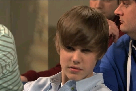 Bieber-On-SNL-4-10-10-justin-bieber-11463986-480-320 - 0_0 Justin on SNL 0_0