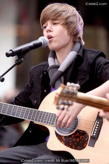 Justin-Bieber-1 - justin bieber
