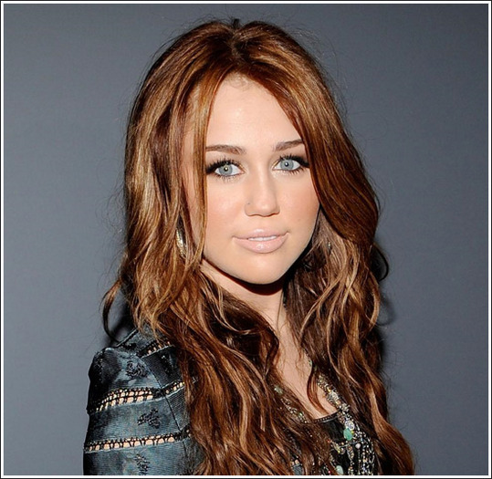 2010grammys_mileycyrus001 - Grammy 2010