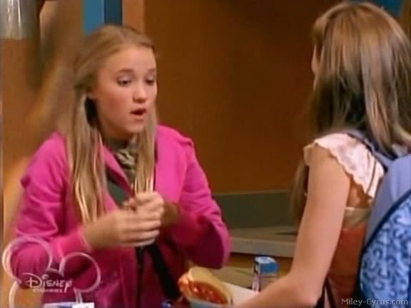 miley-cyrus_dot_com-hannahmontana-ep1caps198