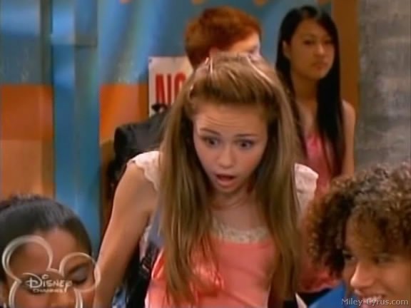 miley-cyrus_dot_com-hannahmontana-ep1caps204