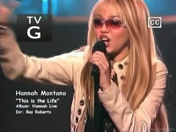 miley-cyrus_dot_com-hannahmontana-ep1caps010 - Hannah Montana episode 01 - Lilly do you want to know a secret