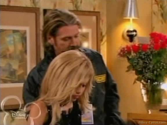 miley-cyrus_dot_com-hannahmontana-ep1caps312