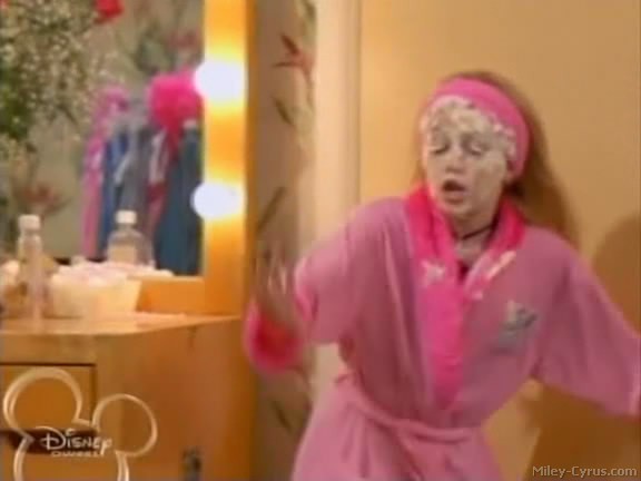 miley-cyrus_dot_com-hannahmontana-ep1caps361