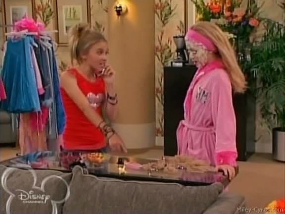 miley-cyrus_dot_com-hannahmontana-ep1caps370