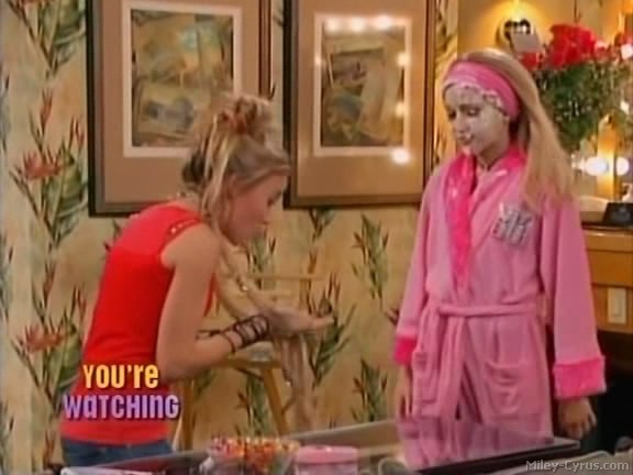 miley-cyrus_dot_com-hannahmontana-ep1caps411