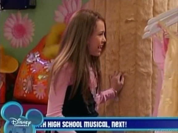 miley-cyrus_dot_com-hannahmontana-ep1caps489