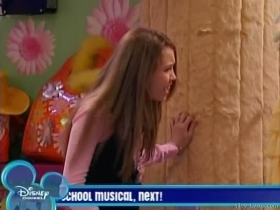 miley-cyrus_dot_com-hannahmontana-ep1caps490