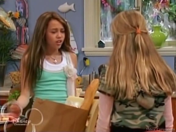 miley-cyrus_dot_com-hannahmontana-ep1caps569