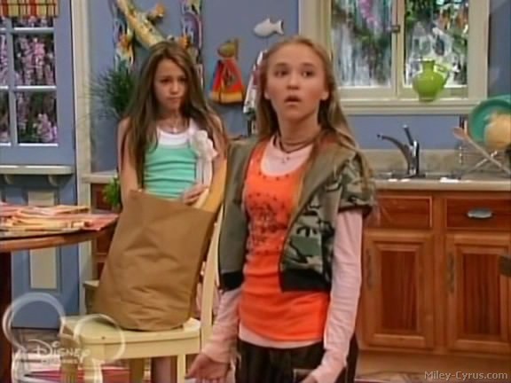 miley-cyrus_dot_com-hannahmontana-ep1caps577