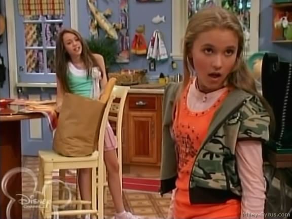 miley-cyrus_dot_com-hannahmontana-ep1caps584