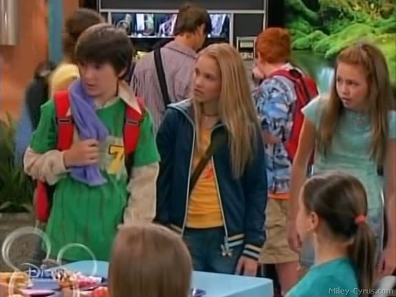 miley-cyrus_dot_com-hannahmontana-ep1caps594