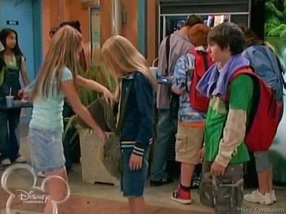 miley-cyrus_dot_com-hannahmontana-ep1caps602