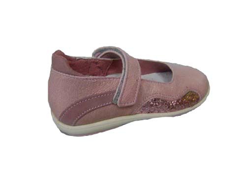 Pantofi-roz-cu-arici-fetite