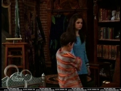 normal_wowpS01E01_0519 - Wizards of Waverly Place Episode 02 The Crazy Ten Minute Sale