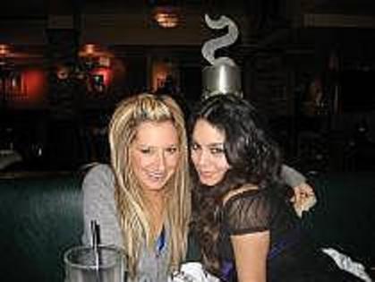 VQTMXBCPIXYFUKDHGKN - ashley si vanessa