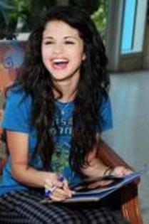 ~~~~selena~~~~ (41)