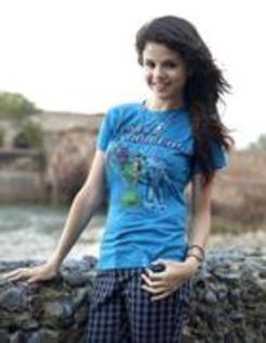 ~~~~selena~~~~ (48)