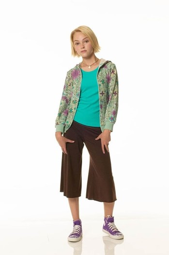 annasophiarobbFAN-com_tradclothingcatalog2006-003 - AnnaSophia-Robb