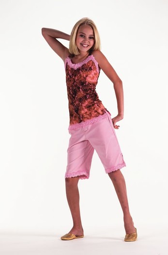 annasophiarobbFAN-com_tradclothingcatalog2006-004 - AnnaSophia-Robb