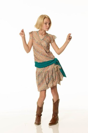 annasophiarobbFAN-com_tradclothingcatalog2006-009 - AnnaSophia-Robb