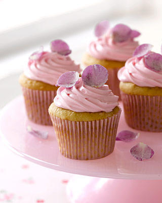 rose-petal-cupcakes_slideshow_image - Cupcakes