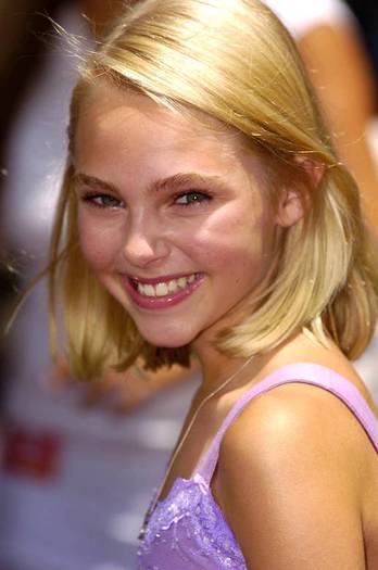 annasophiarobbfan_com-charlieandthechocolatefactory-2005jul10-a003