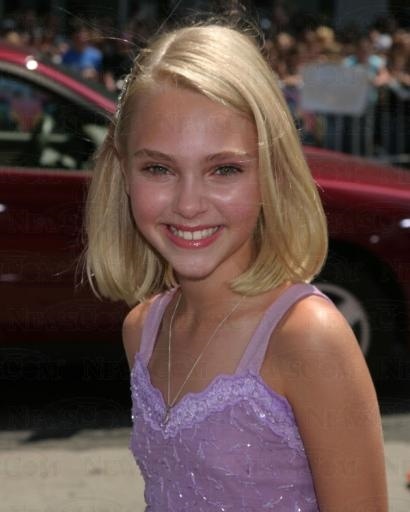 annasophiarobbfan_com-charlieandthechocolatefactory-2005jul10-b004 - AnnaSophia-Robb