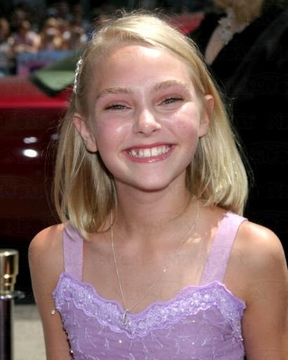 annasophiarobbfan_com-charlieandthechocolatefactory-2005jul10-b010 - AnnaSophia-Robb