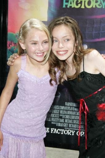 annasophiarobbfan_com-charlieandthechocolatefactory-2005jul10-f006 - AnnaSophia-Robb