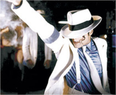 KVCKEPQFEBBVKKSVGJD - Smooth Criminal