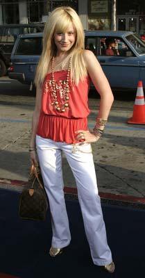 Ashley_Tisdale_1220685555 - poze asli