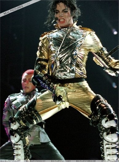 -Gold-Pants-Dahoo-michael-jackson-8444835-444-603 - HIStory Tour