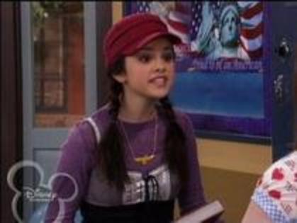 12416182_SYYPIDPFP - un episod din magicieni din waverly place