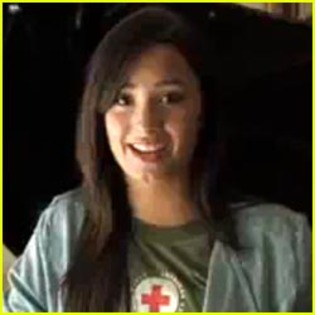 demi-lovato-red-cross