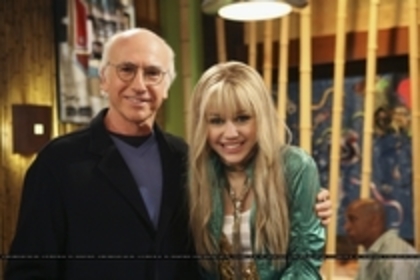 12314551_AUGAGAVTM - Hannah Montana 2-00