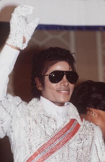 Michael_Jackson_1249410745_0