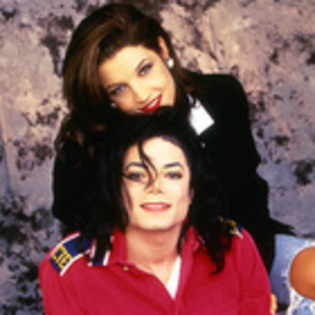 exclusive_newlywed_pics_of_michael_jackson_and_lis - Michael Jackson shi Lisa-Marie Presley